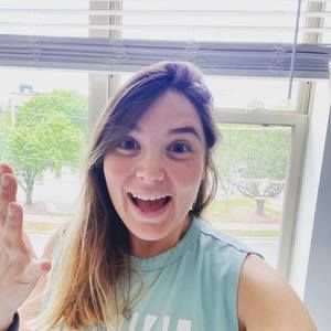 Meet your Posher, Lacey